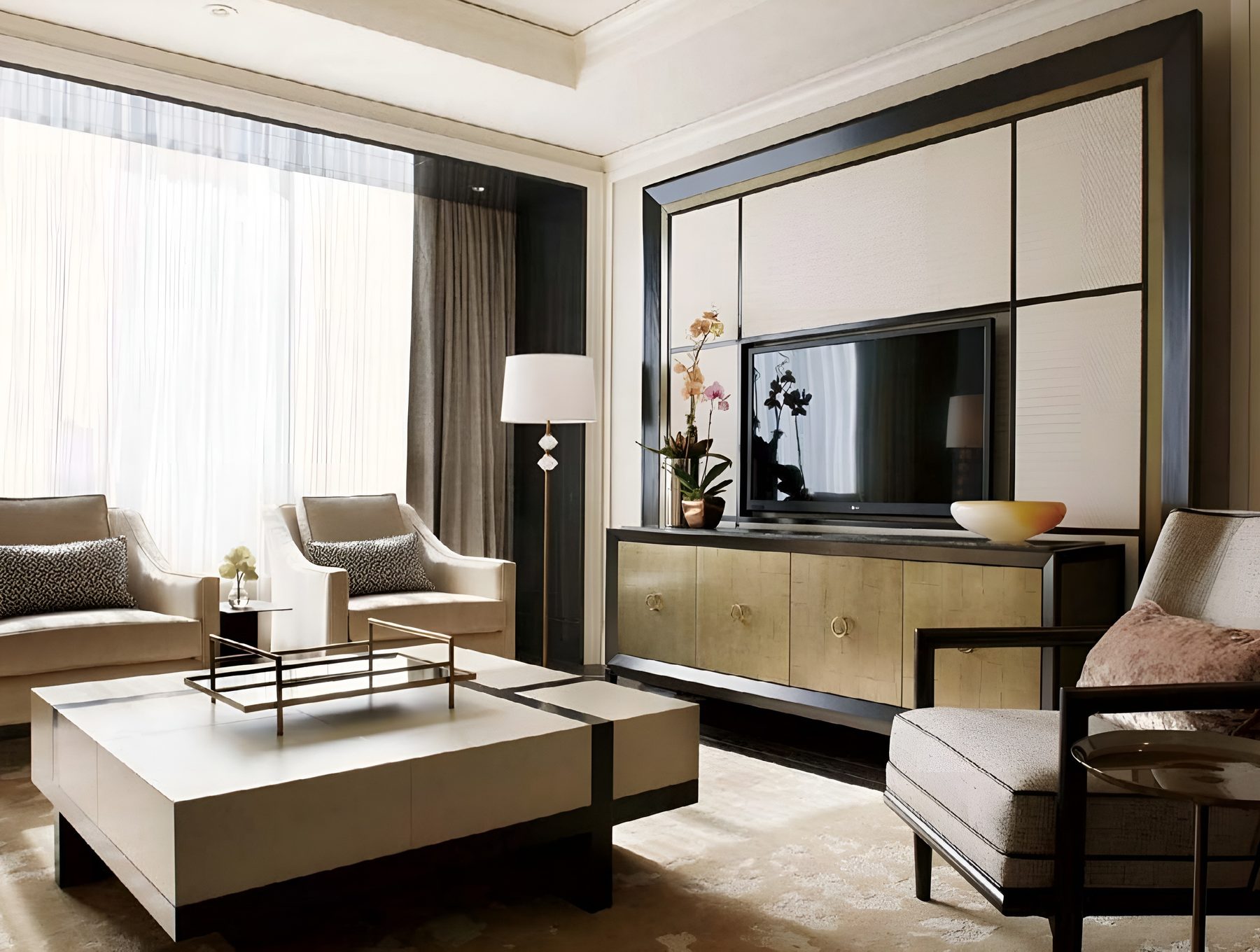 Carlton Hotel